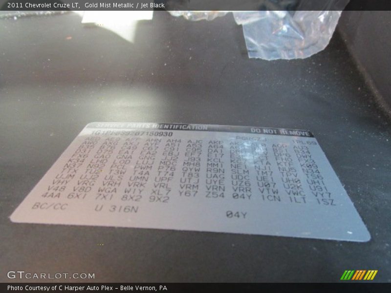 Gold Mist Metallic / Jet Black 2011 Chevrolet Cruze LT