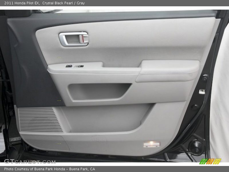 Door Panel of 2011 Pilot EX
