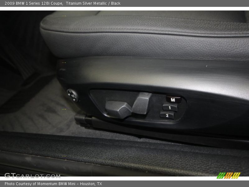 Titanium Silver Metallic / Black 2009 BMW 1 Series 128i Coupe