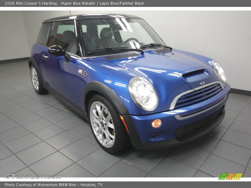 Front 3/4 View of 2006 Cooper S Hardtop