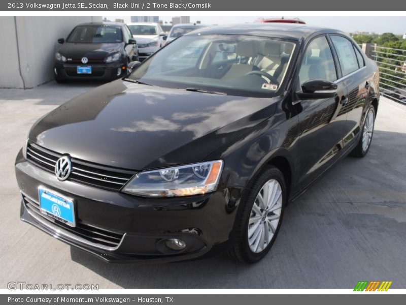 Black Uni / 2 Tone Black/Cornsilk 2013 Volkswagen Jetta SEL Sedan