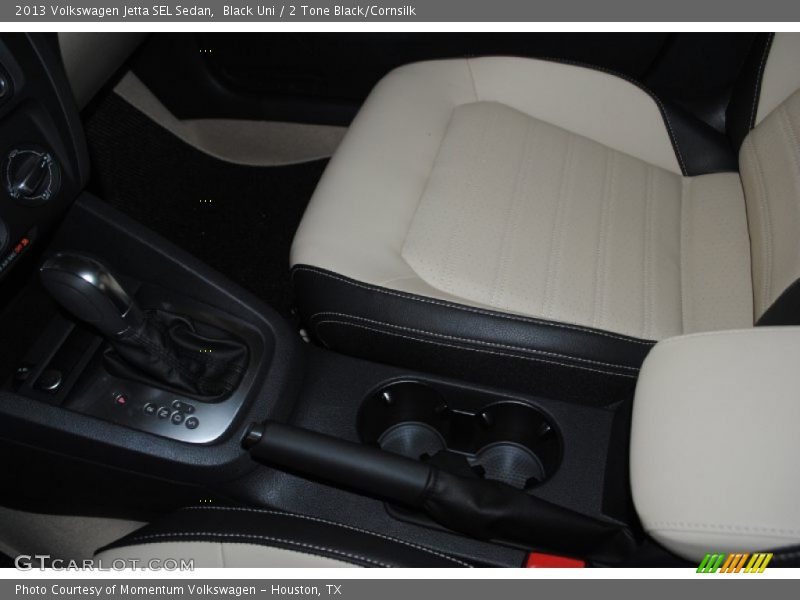 Black Uni / 2 Tone Black/Cornsilk 2013 Volkswagen Jetta SEL Sedan