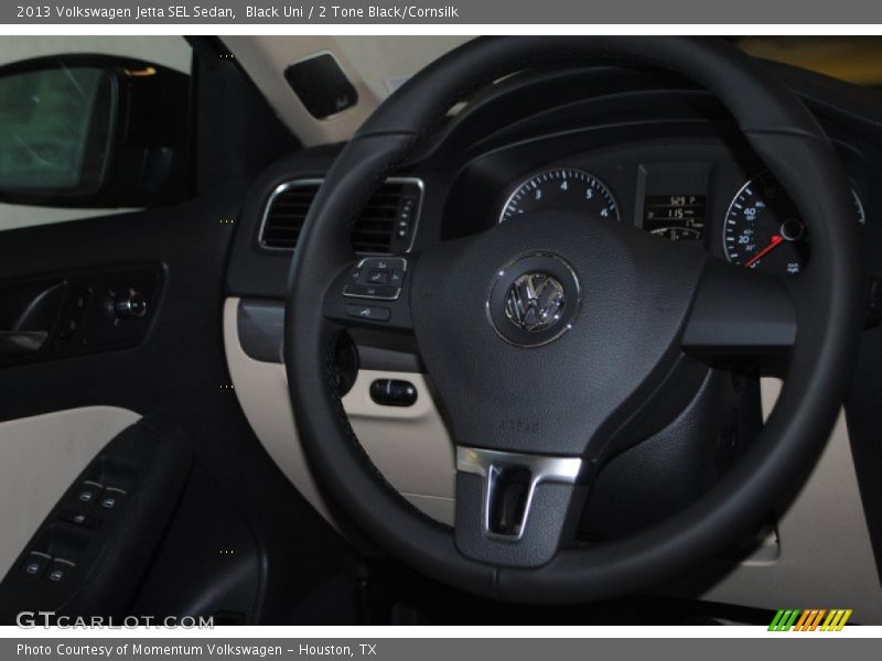 Black Uni / 2 Tone Black/Cornsilk 2013 Volkswagen Jetta SEL Sedan