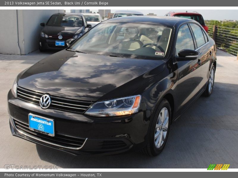 Black Uni / Cornsilk Beige 2013 Volkswagen Jetta SE Sedan