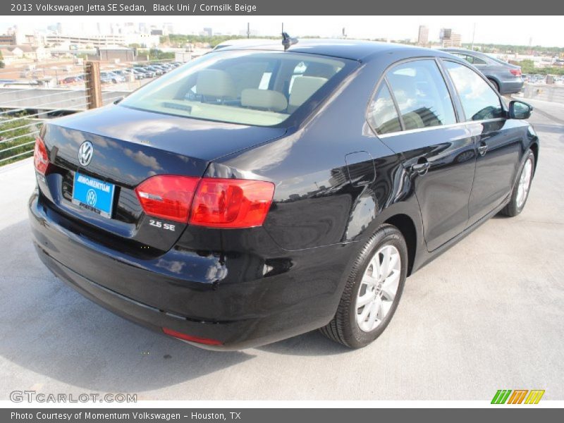 Black Uni / Cornsilk Beige 2013 Volkswagen Jetta SE Sedan