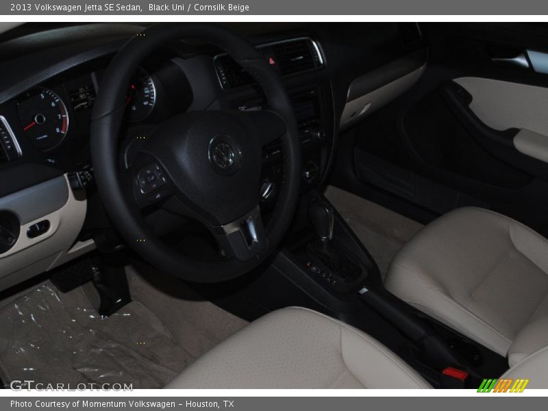 Black Uni / Cornsilk Beige 2013 Volkswagen Jetta SE Sedan