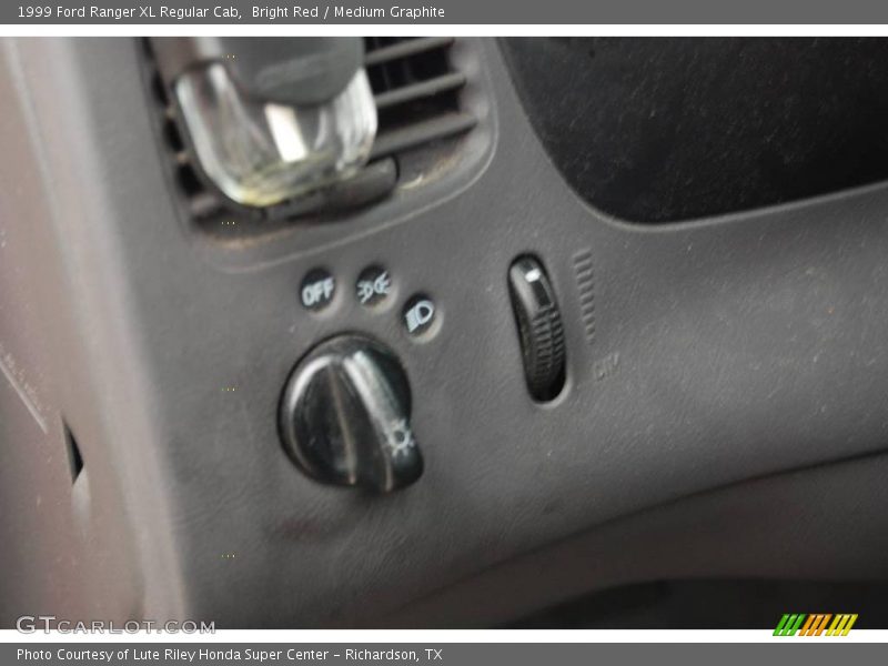 Bright Red / Medium Graphite 1999 Ford Ranger XL Regular Cab