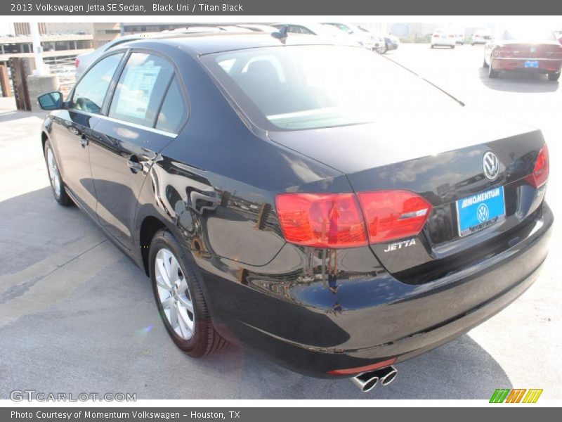 Black Uni / Titan Black 2013 Volkswagen Jetta SE Sedan
