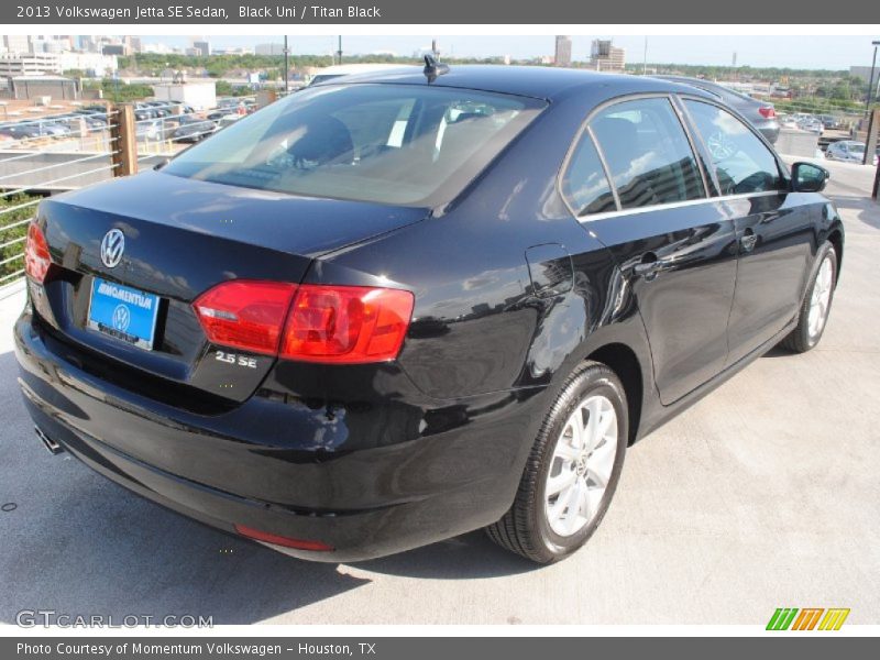 Black Uni / Titan Black 2013 Volkswagen Jetta SE Sedan