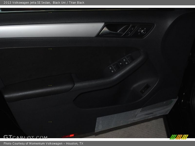 Black Uni / Titan Black 2013 Volkswagen Jetta SE Sedan