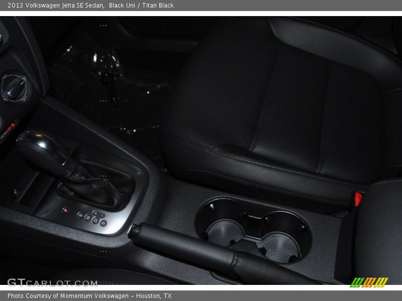 Black Uni / Titan Black 2013 Volkswagen Jetta SE Sedan