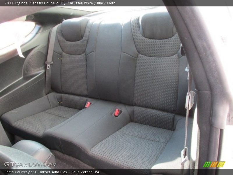 Karussell White / Black Cloth 2011 Hyundai Genesis Coupe 2.0T