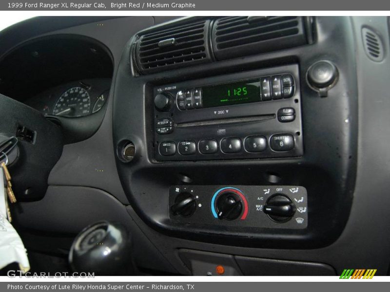 Bright Red / Medium Graphite 1999 Ford Ranger XL Regular Cab