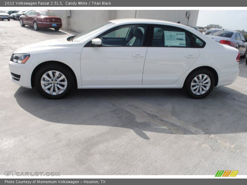 Candy White / Titan Black 2013 Volkswagen Passat 2.5L S