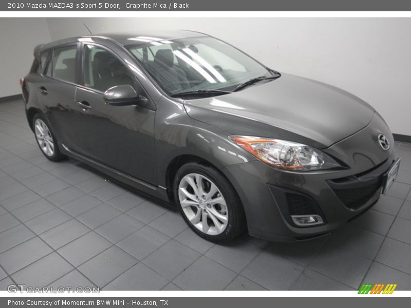 Front 3/4 View of 2010 MAZDA3 s Sport 5 Door