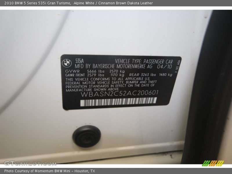 Info Tag of 2010 5 Series 535i Gran Turismo