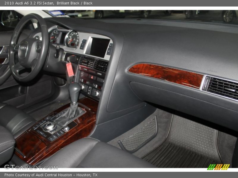 Brilliant Black / Black 2010 Audi A6 3.2 FSI Sedan