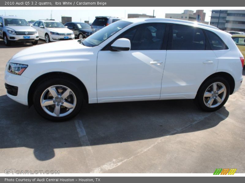 Ibis White / Cardamom Beige 2010 Audi Q5 3.2 quattro