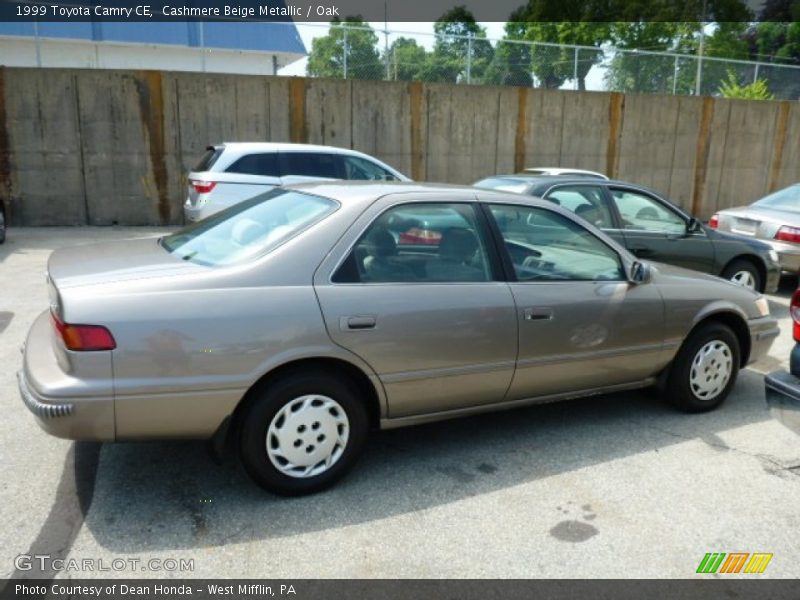 Cashmere Beige Metallic / Oak 1999 Toyota Camry CE