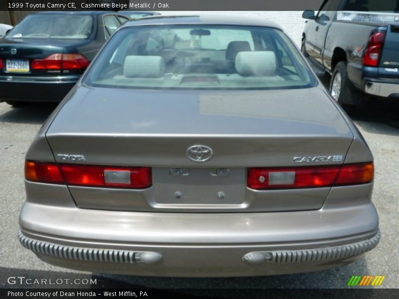 Cashmere Beige Metallic / Oak 1999 Toyota Camry CE