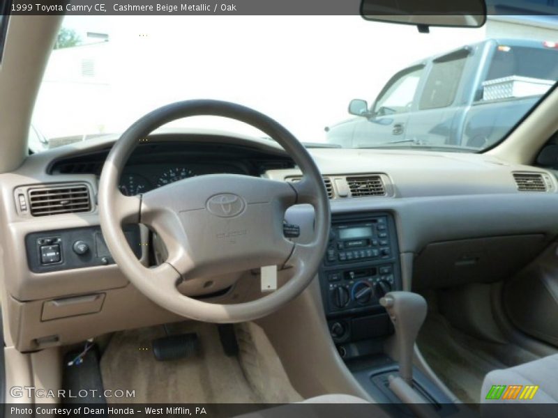 Cashmere Beige Metallic / Oak 1999 Toyota Camry CE