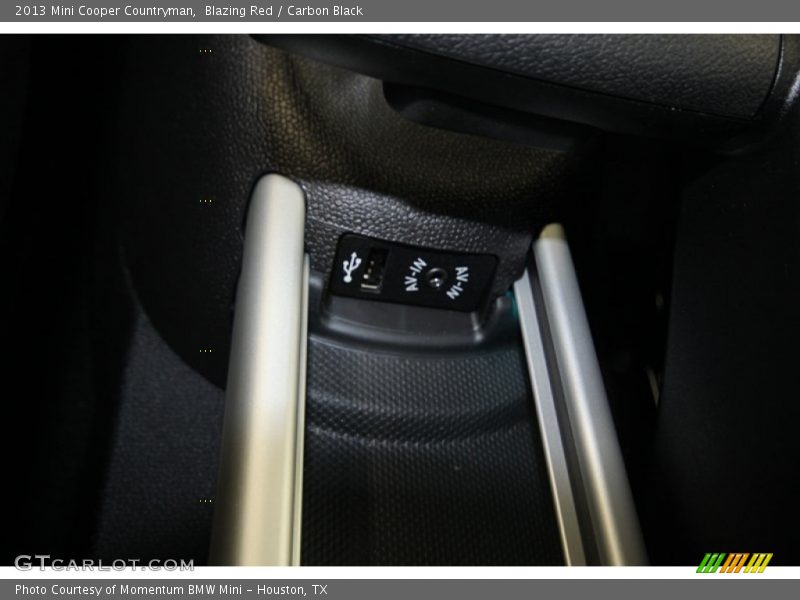 Blazing Red / Carbon Black 2013 Mini Cooper Countryman