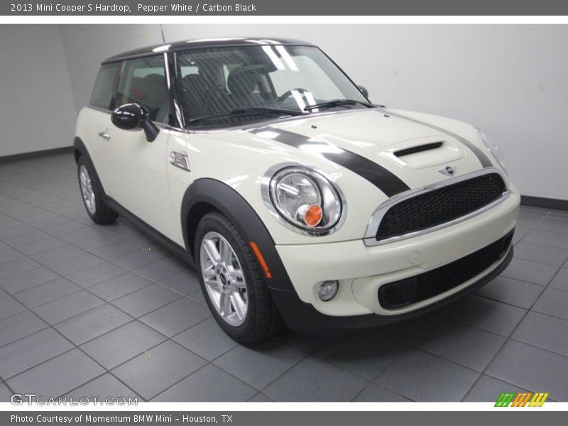 Pepper White / Carbon Black 2013 Mini Cooper S Hardtop