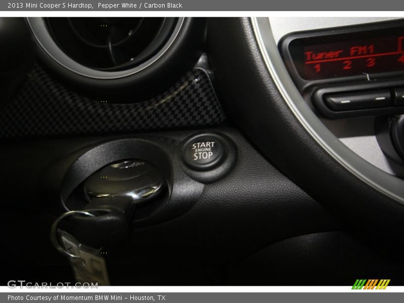 Pepper White / Carbon Black 2013 Mini Cooper S Hardtop