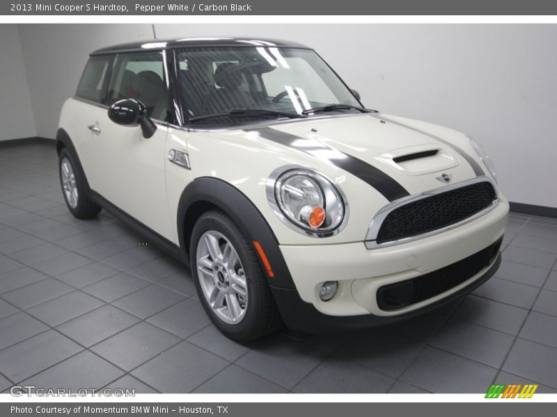 Pepper White / Carbon Black 2013 Mini Cooper S Hardtop