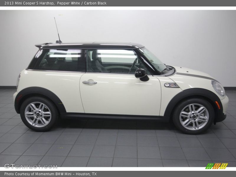 Pepper White / Carbon Black 2013 Mini Cooper S Hardtop