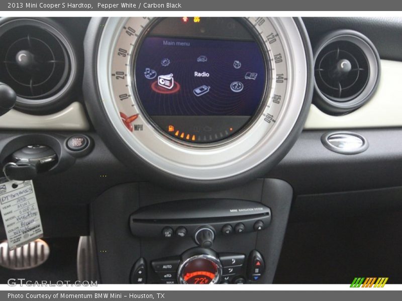 Pepper White / Carbon Black 2013 Mini Cooper S Hardtop