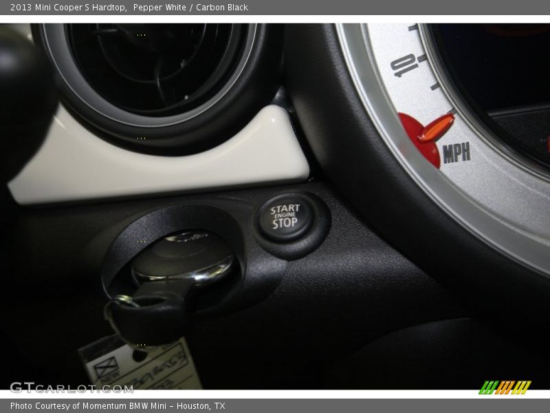 Pepper White / Carbon Black 2013 Mini Cooper S Hardtop