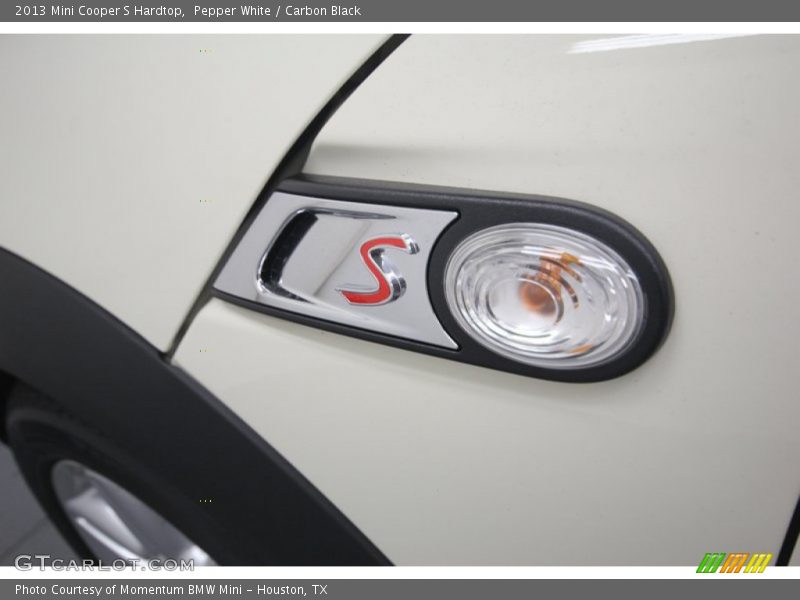 Pepper White / Carbon Black 2013 Mini Cooper S Hardtop