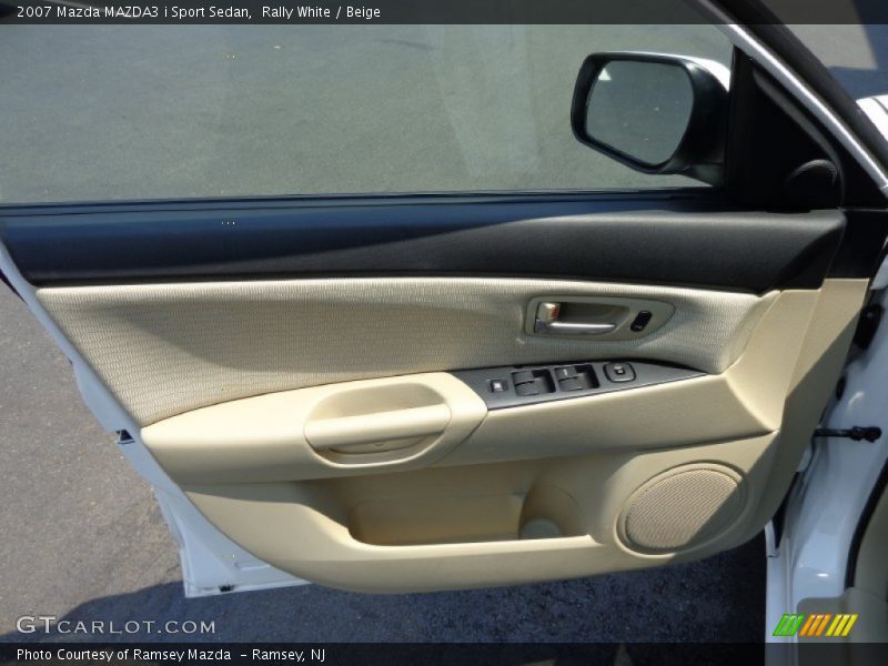 Rally White / Beige 2007 Mazda MAZDA3 i Sport Sedan
