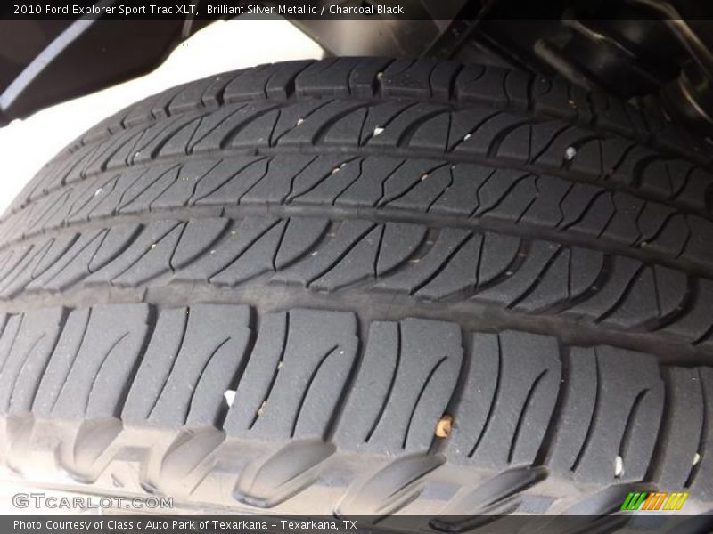 Brilliant Silver Metallic / Charcoal Black 2010 Ford Explorer Sport Trac XLT
