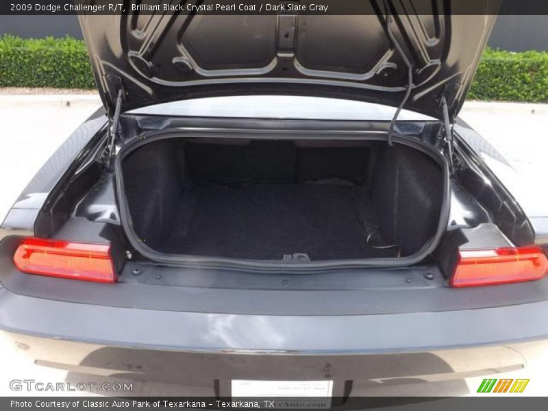 Brilliant Black Crystal Pearl Coat / Dark Slate Gray 2009 Dodge Challenger R/T