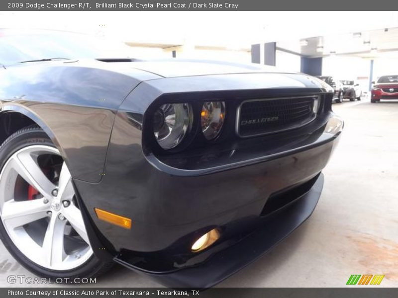 Brilliant Black Crystal Pearl Coat / Dark Slate Gray 2009 Dodge Challenger R/T