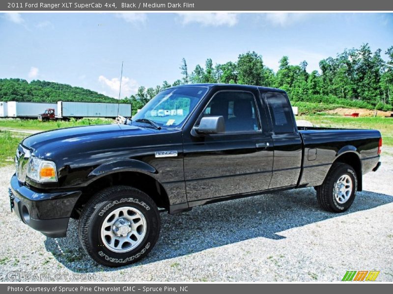 Front 3/4 View of 2011 Ranger XLT SuperCab 4x4