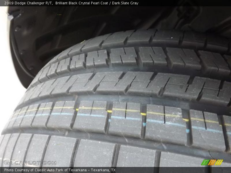 Brilliant Black Crystal Pearl Coat / Dark Slate Gray 2009 Dodge Challenger R/T