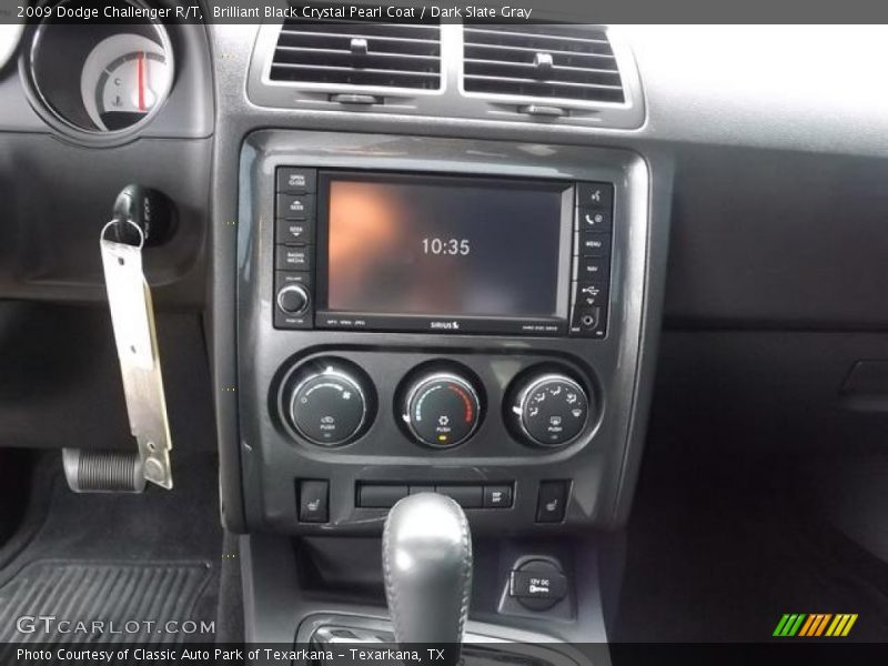 Brilliant Black Crystal Pearl Coat / Dark Slate Gray 2009 Dodge Challenger R/T