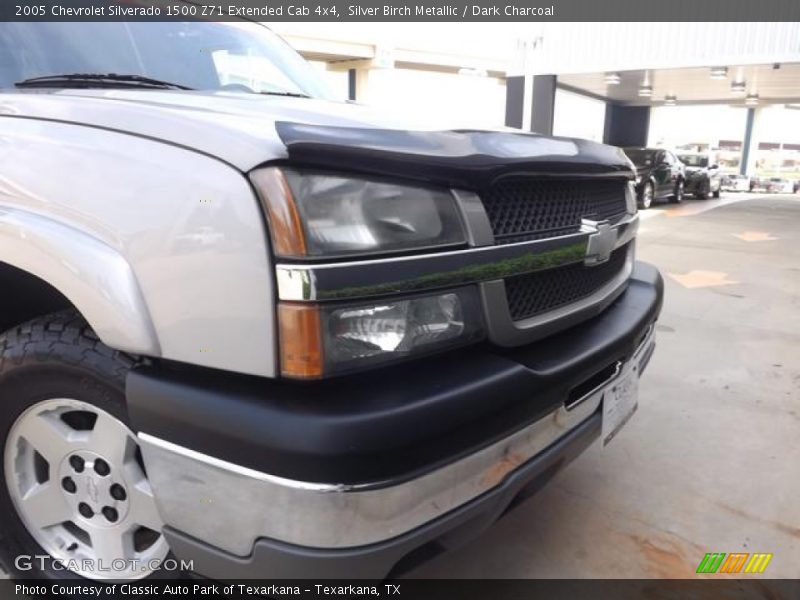 Silver Birch Metallic / Dark Charcoal 2005 Chevrolet Silverado 1500 Z71 Extended Cab 4x4