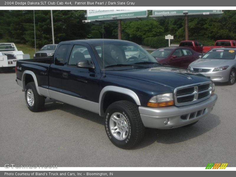 Patriot Blue Pearl / Dark Slate Gray 2004 Dodge Dakota SLT Club Cab 4x4