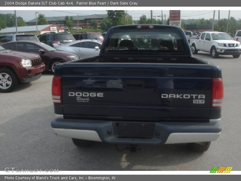 Patriot Blue Pearl / Dark Slate Gray 2004 Dodge Dakota SLT Club Cab 4x4