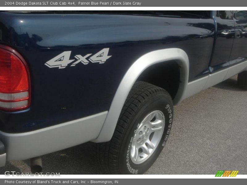 Patriot Blue Pearl / Dark Slate Gray 2004 Dodge Dakota SLT Club Cab 4x4