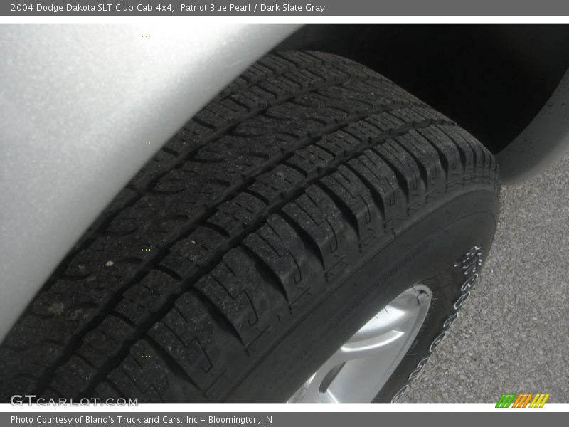 Patriot Blue Pearl / Dark Slate Gray 2004 Dodge Dakota SLT Club Cab 4x4