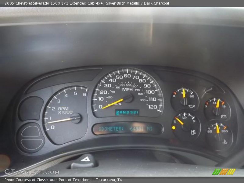 Silver Birch Metallic / Dark Charcoal 2005 Chevrolet Silverado 1500 Z71 Extended Cab 4x4