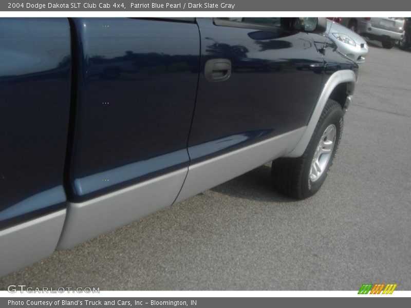 Patriot Blue Pearl / Dark Slate Gray 2004 Dodge Dakota SLT Club Cab 4x4