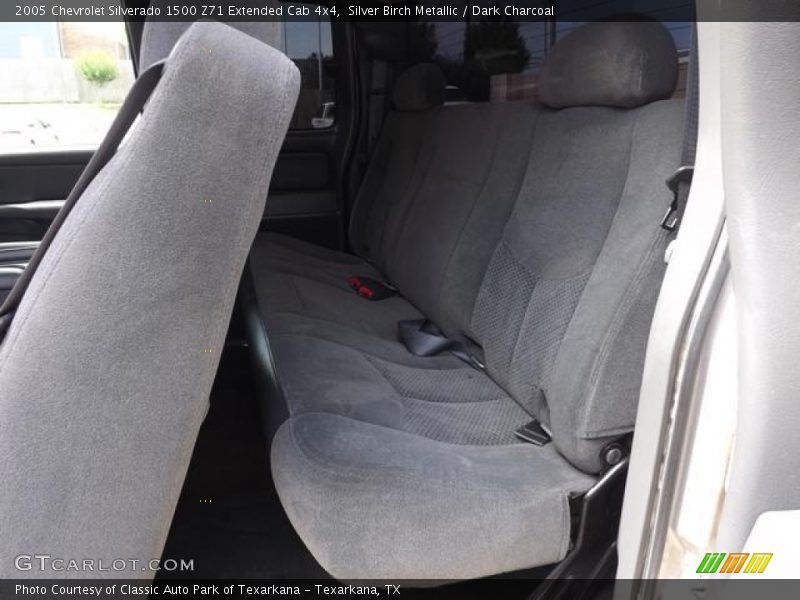 Silver Birch Metallic / Dark Charcoal 2005 Chevrolet Silverado 1500 Z71 Extended Cab 4x4