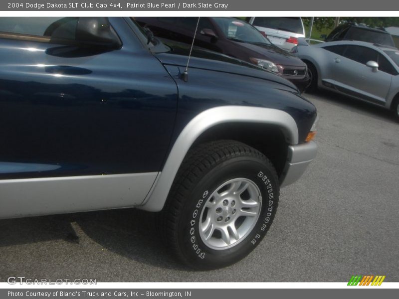 Patriot Blue Pearl / Dark Slate Gray 2004 Dodge Dakota SLT Club Cab 4x4