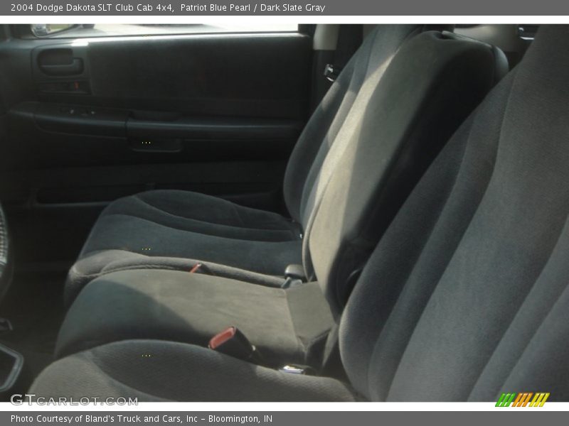 Patriot Blue Pearl / Dark Slate Gray 2004 Dodge Dakota SLT Club Cab 4x4